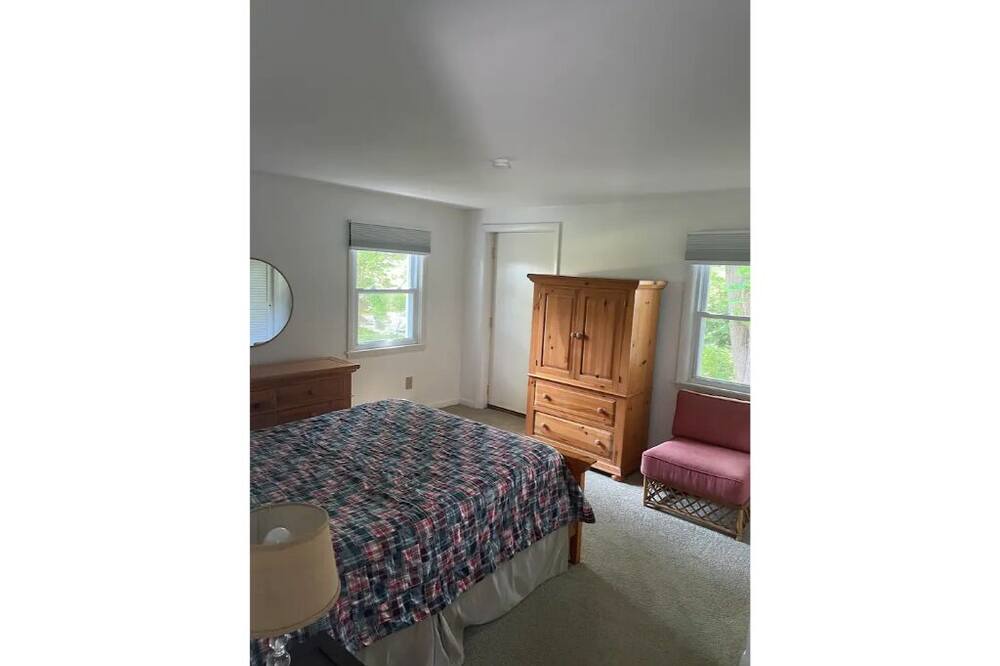 Photo of Bedroom in Niantic