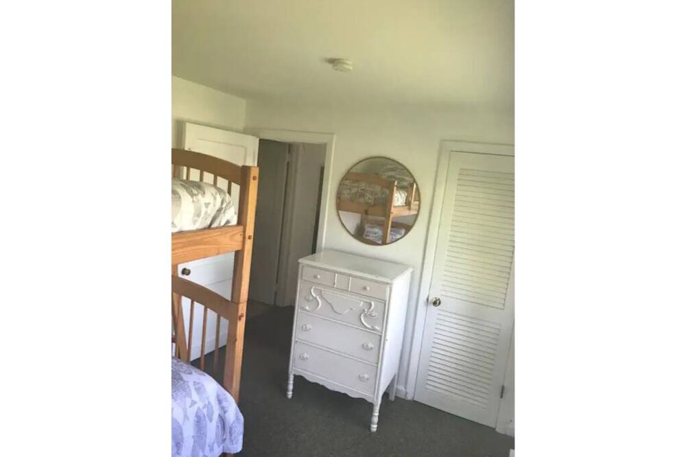 Photo of Bedroom in Niantic