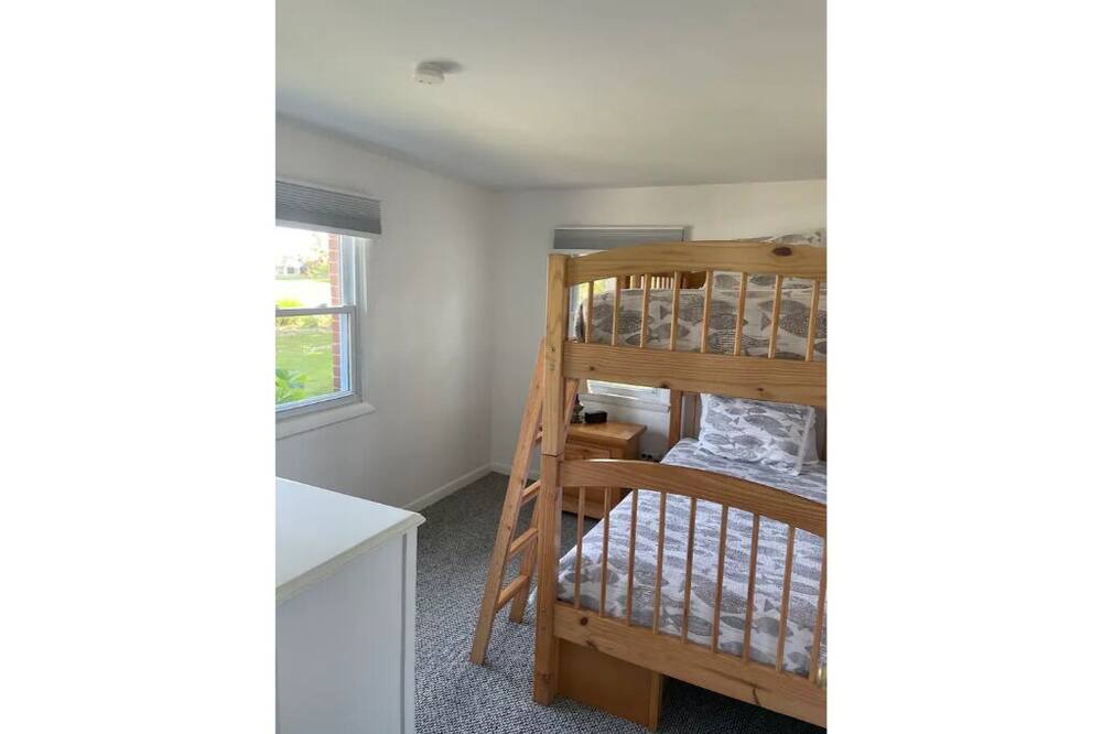 Photo of Bedroom in Niantic