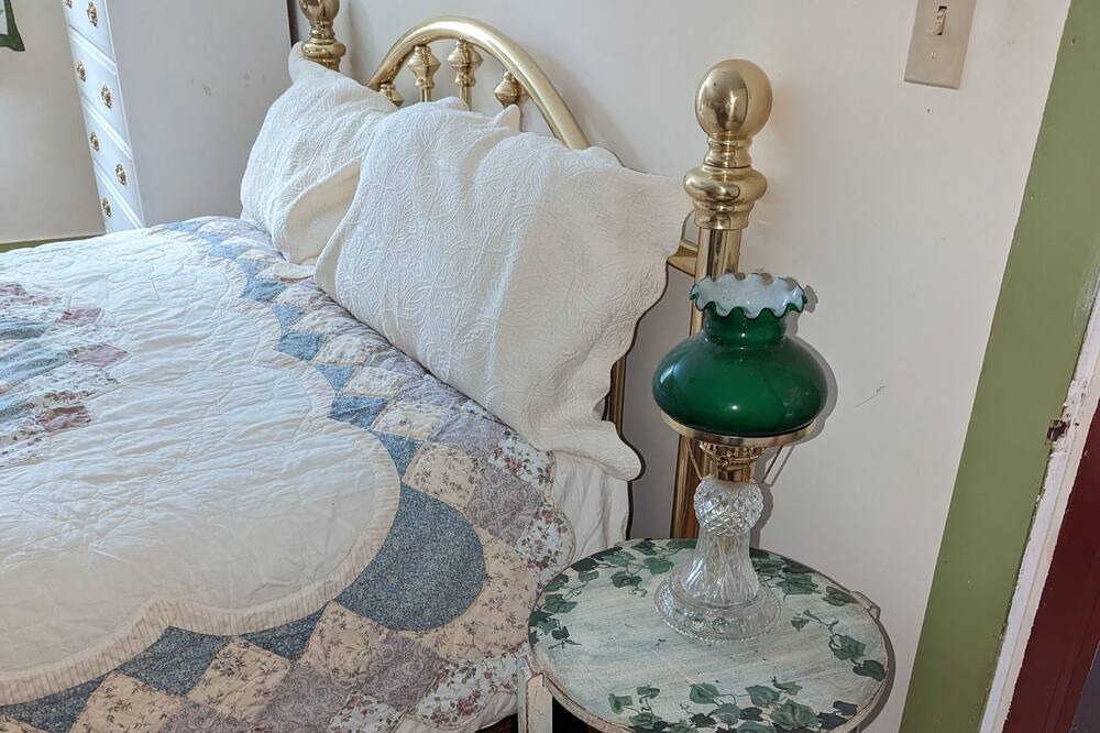 Photo of Bedroom in Hillsboro