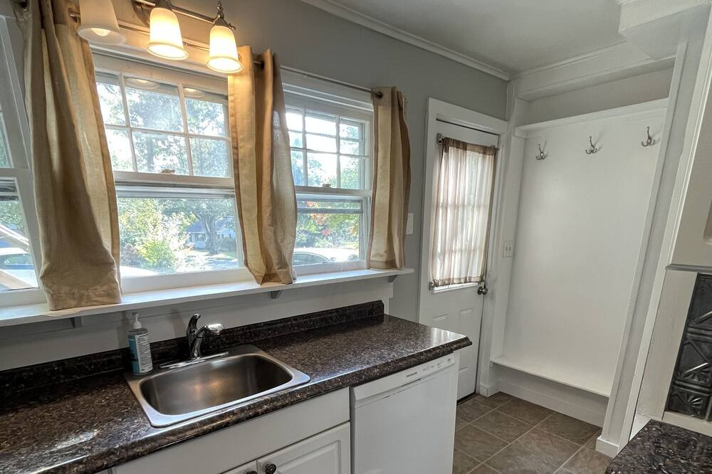 Photo of Kitchen in Niantic