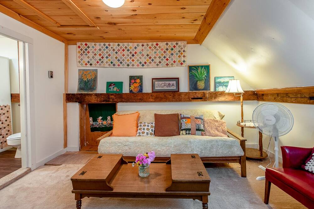 Photo of Livingroom in Dorchester