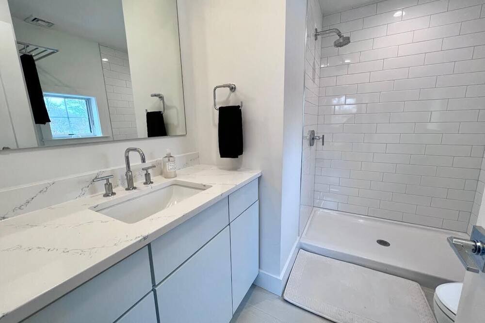 Photo of Bathroom in Oak Bluffs