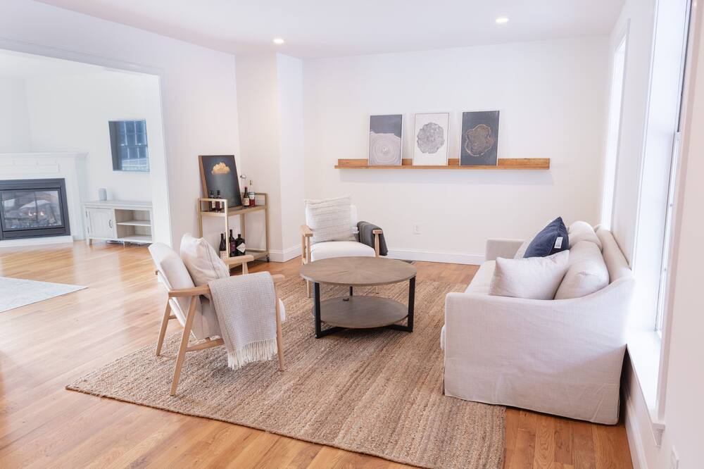 Photo of Livingroom in South Kent