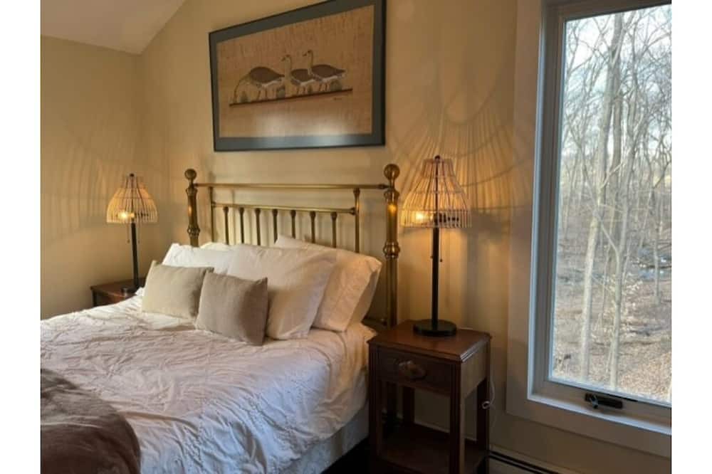 Photo of Bedroom in Guilford