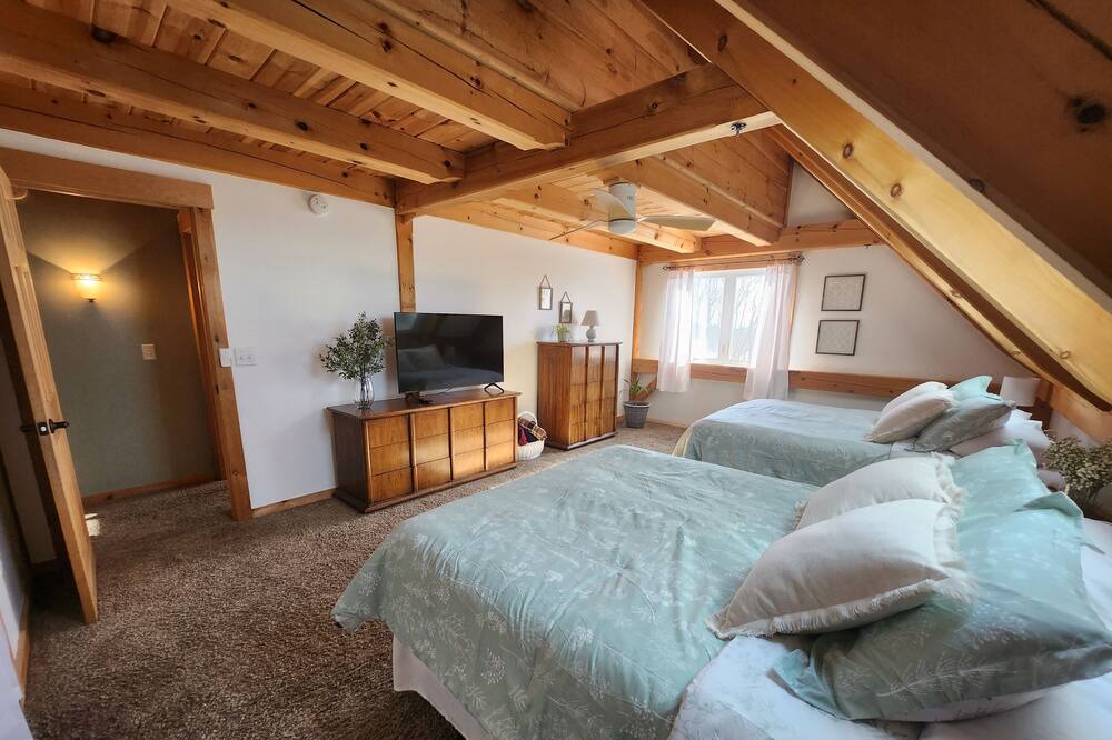 Photo of Bedroom in Dunbarton