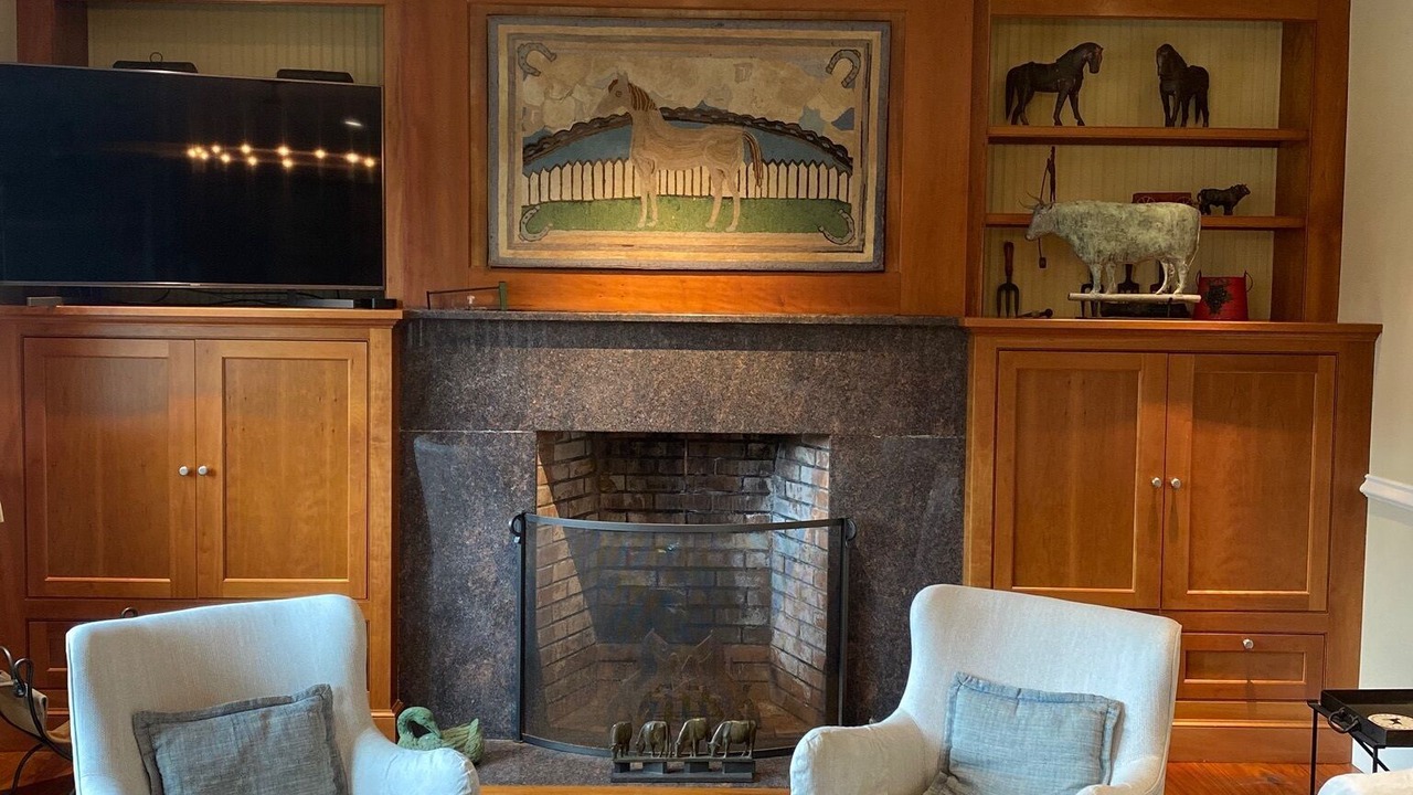 Photo of Livingroom in West Tisbury
