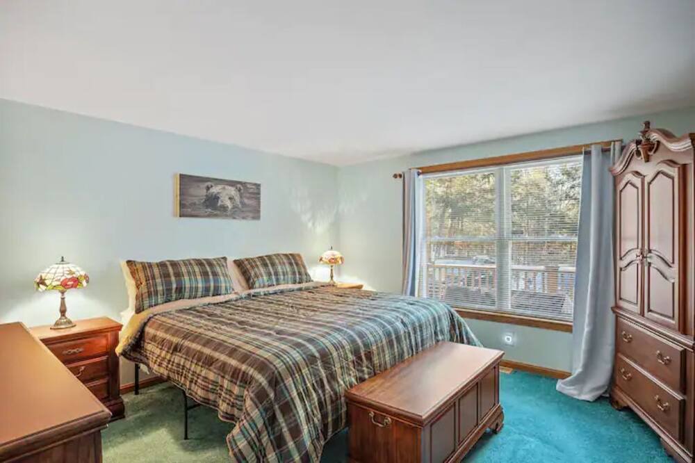 Photo of Others in Lochmere