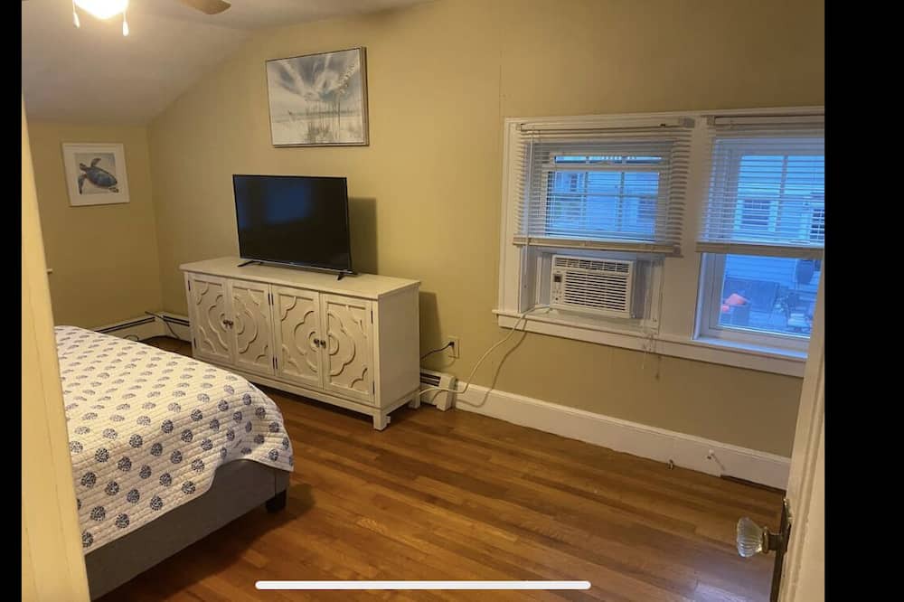 Photo of Bedroom in Branford Center