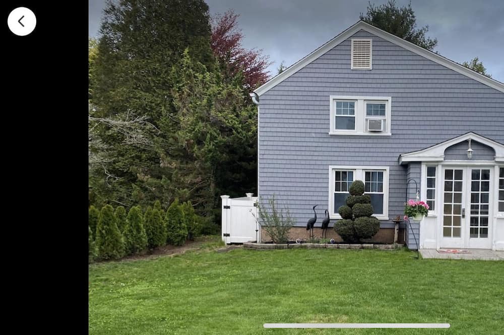 Photo of Outdoor in Branford Center