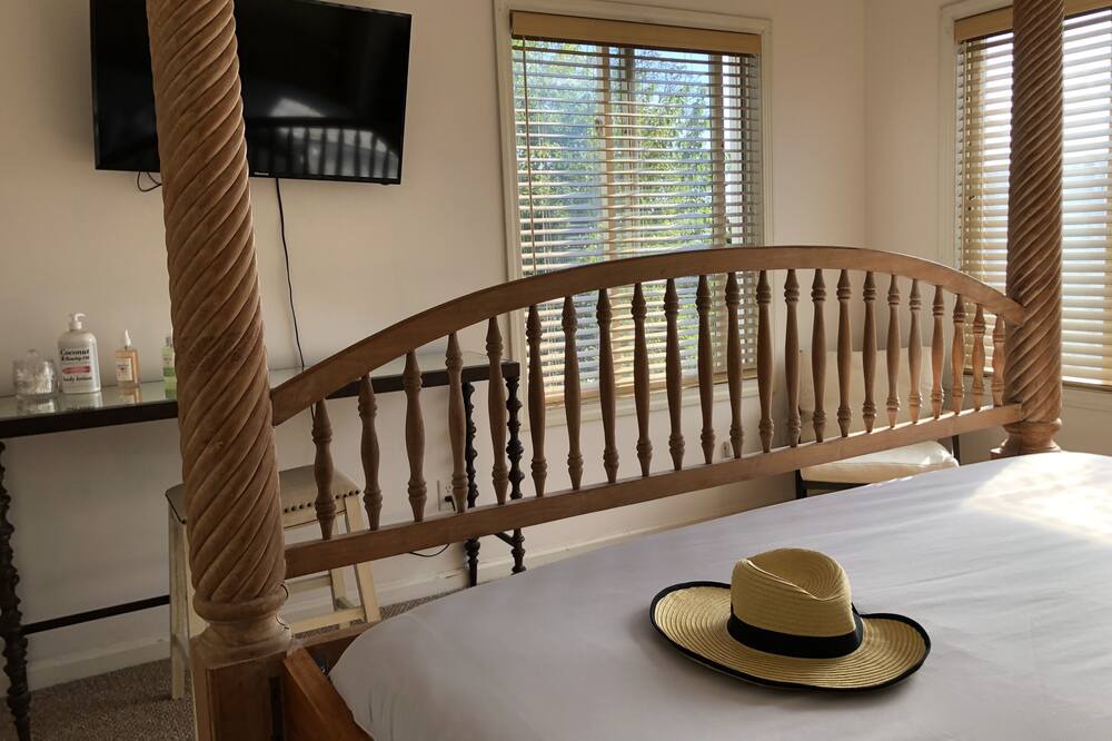 Photo of Bedroom in East Haven