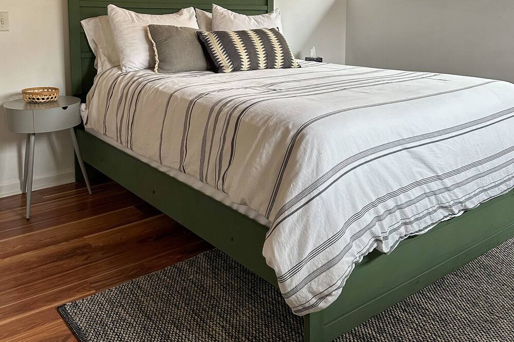 Photo of Bedroom in Lewisboro