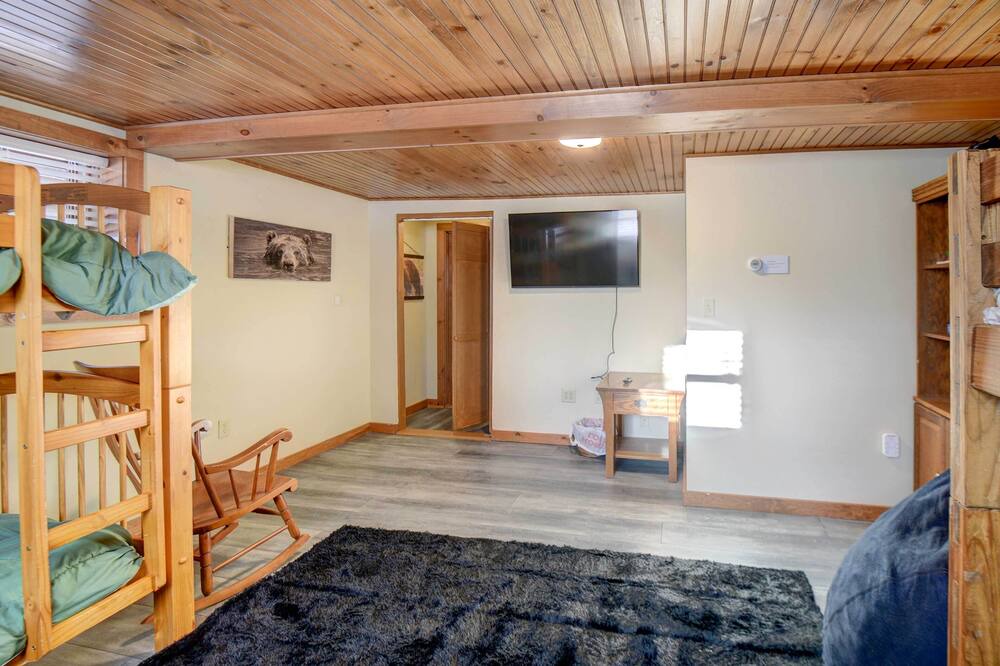Photo of Bedroom in Alexandria
