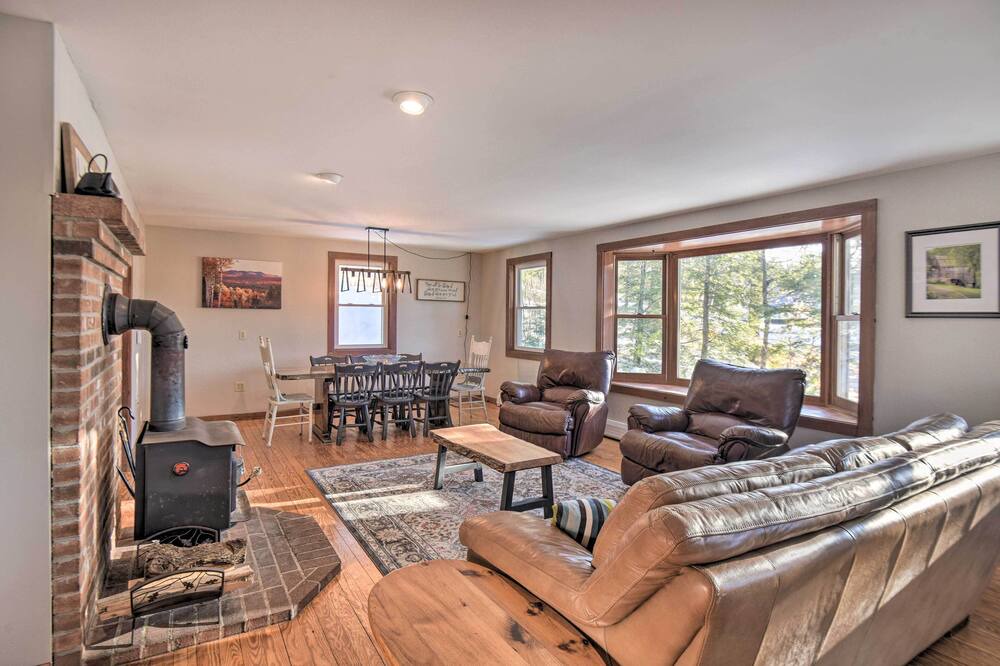 Photo of Livingroom in Alexandria
