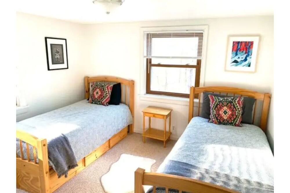 Photo of Bedroom in Stowe Hollow