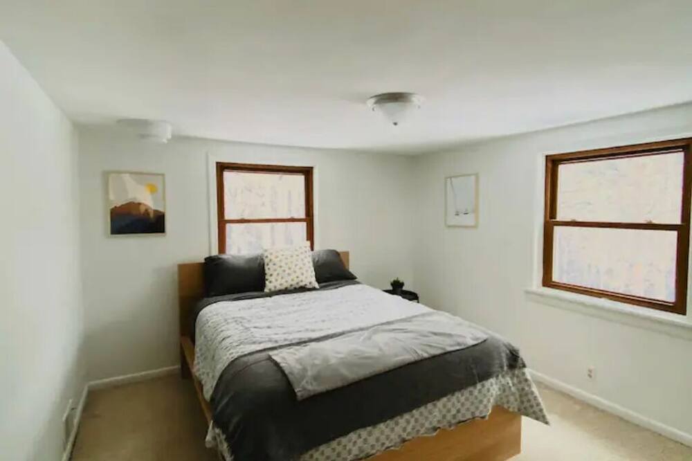 Photo of Bedroom in Stowe Hollow