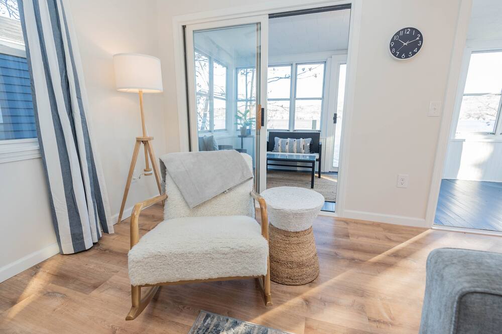 Photo of Livingroom in Honeoye