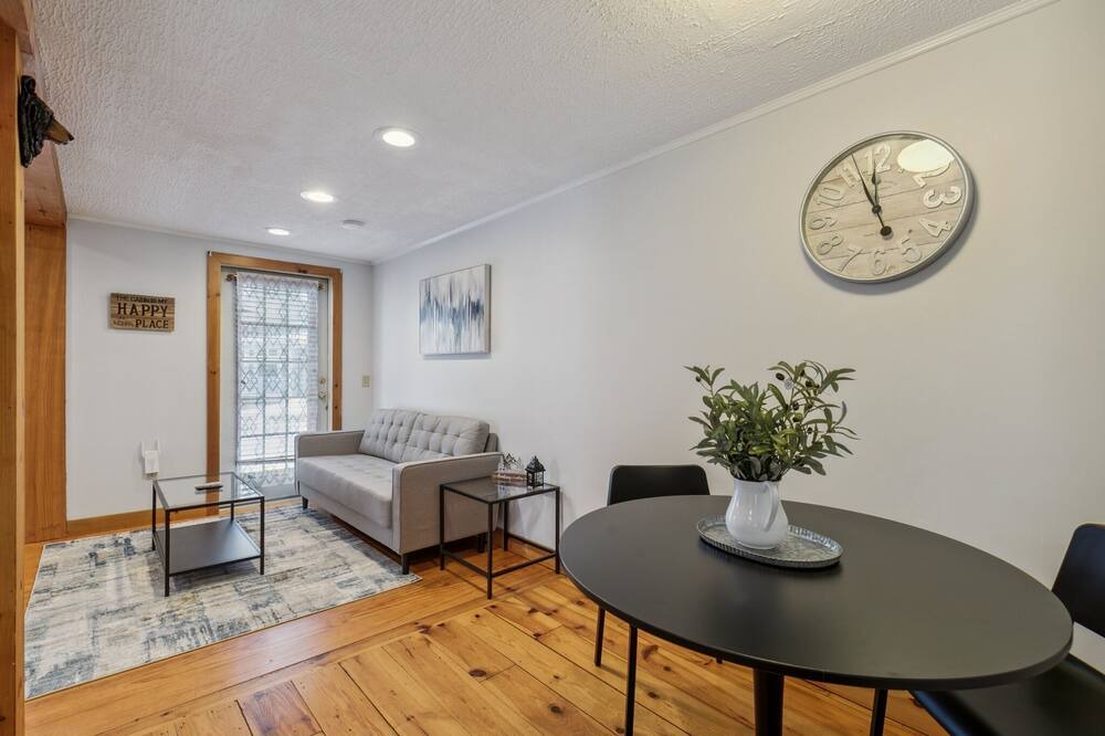 Photo of Bedroom in Campton