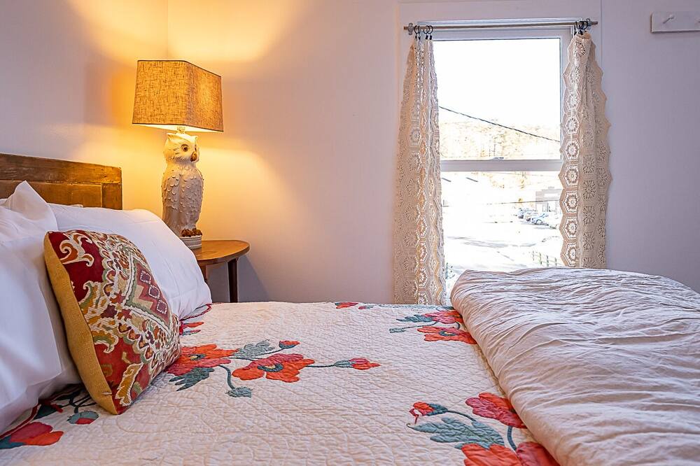 Photo of Bedroom in New Marlborough