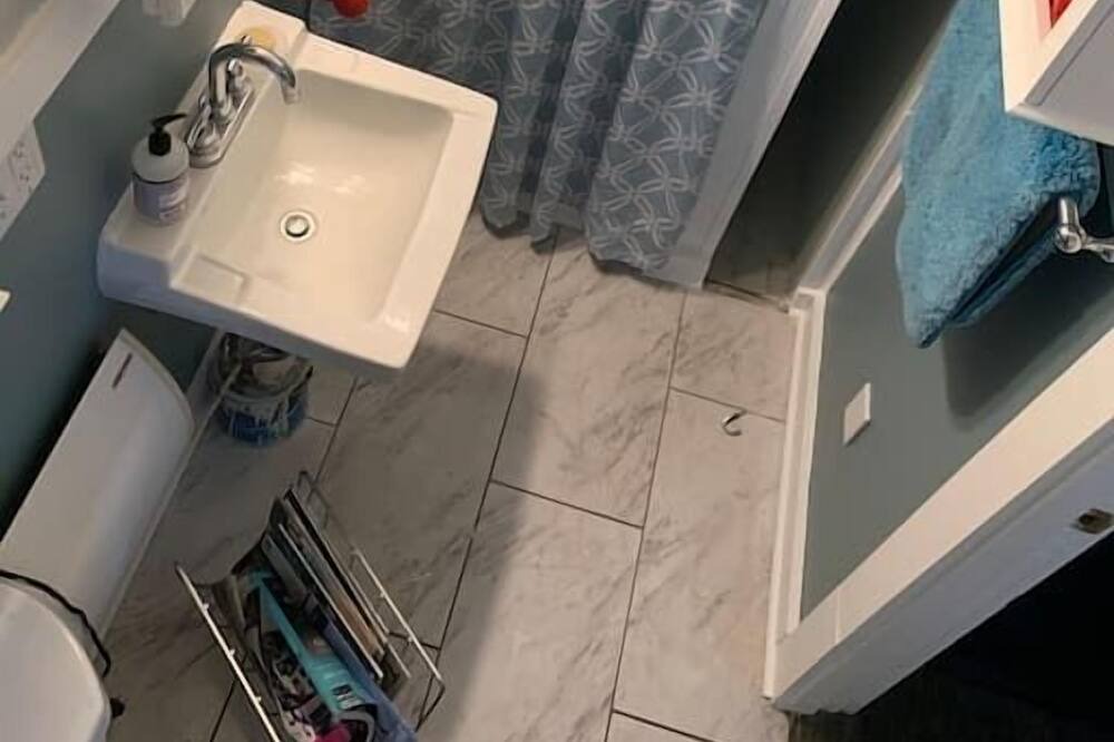 Photo of Bathroom in West Bayside