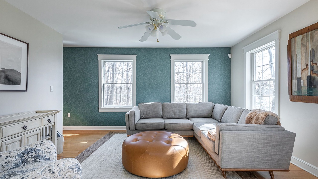 Photo of Livingroom in Goshen