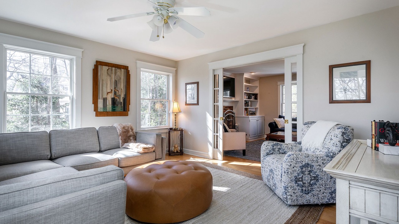 Photo of Livingroom in Goshen