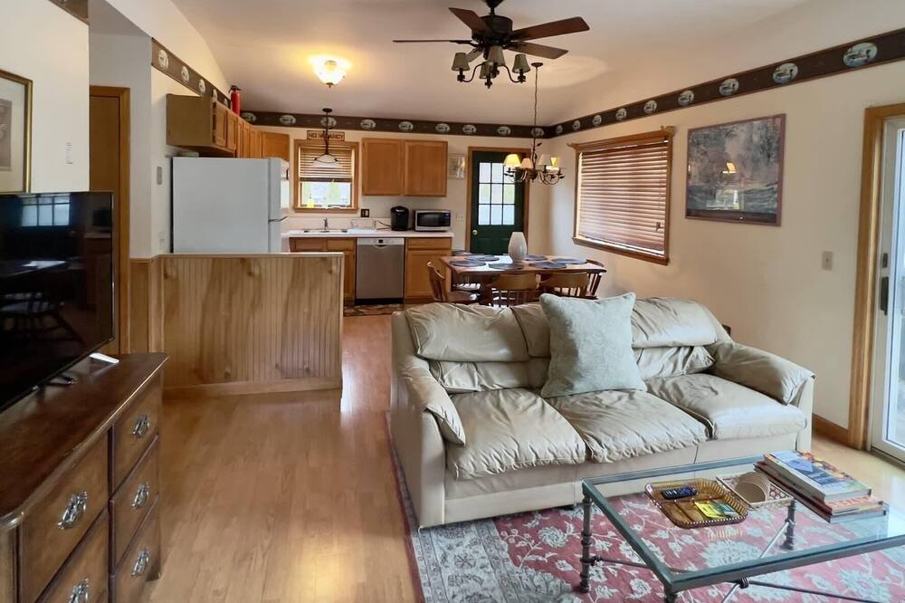 Photo of Livingroom in Town of Copake