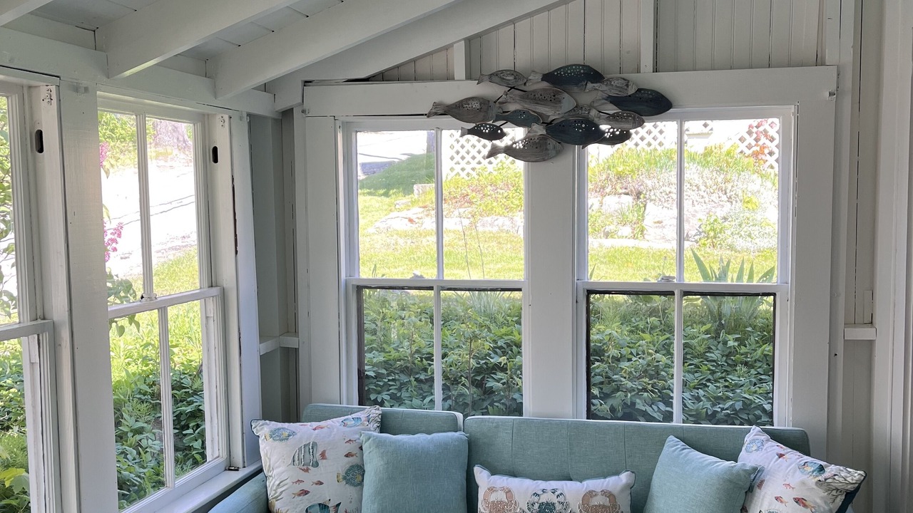 Photo of Livingroom in Peaks Island