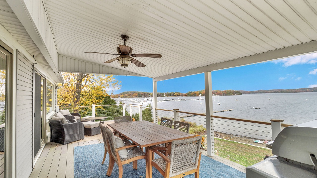 Photo of Outdoor in Malletts Bay