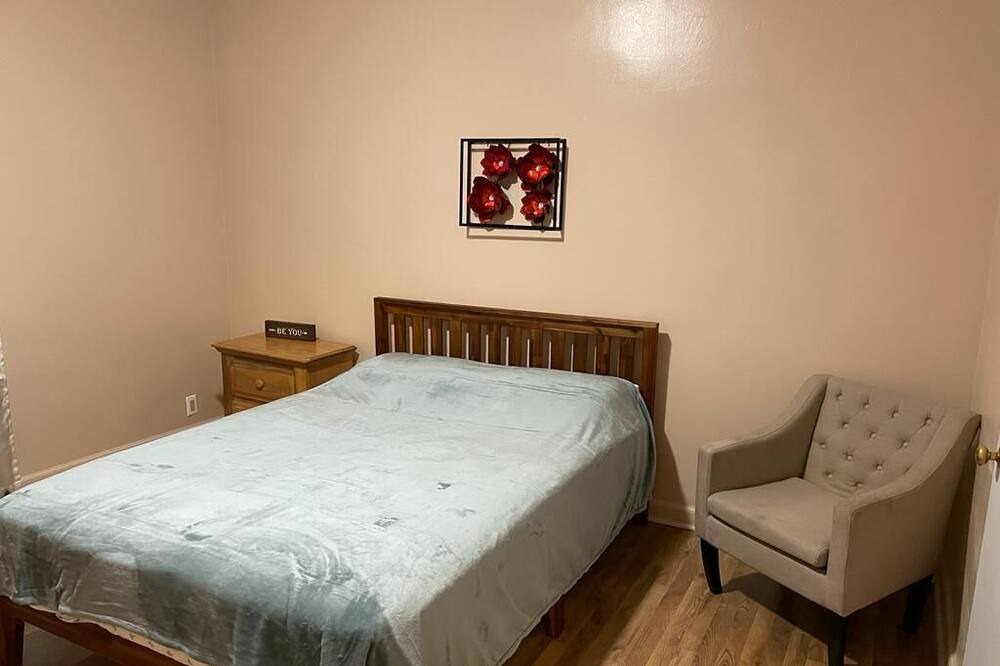 Photo of Bedroom in New Britain