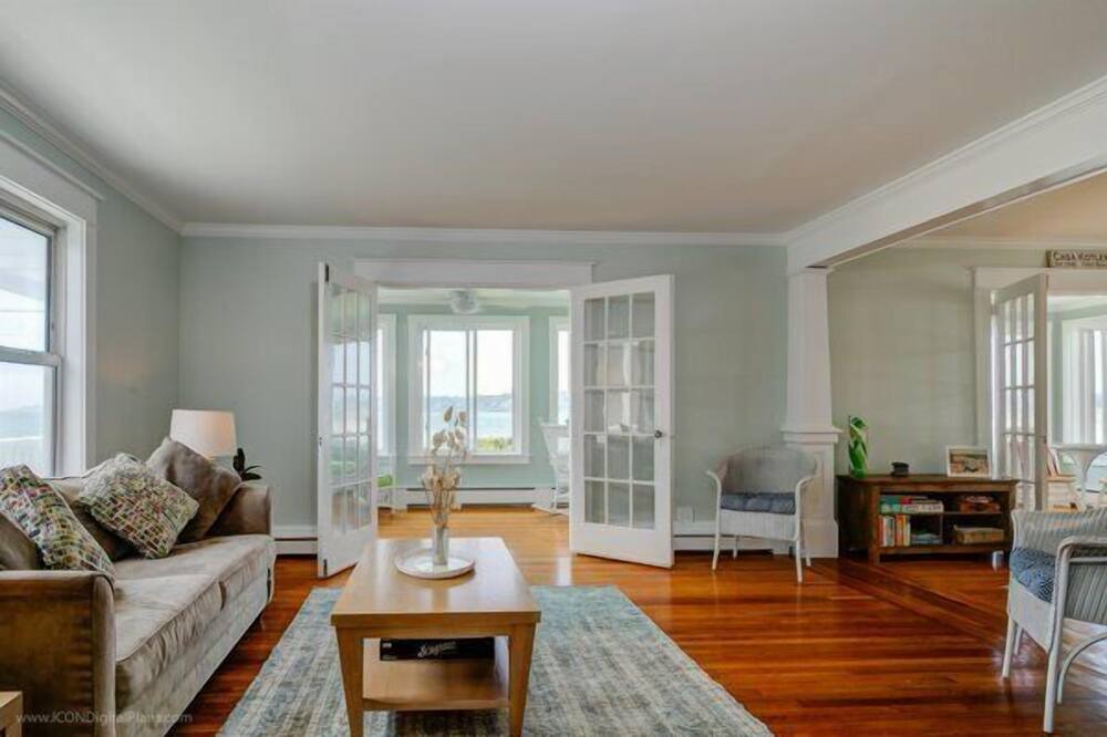 Photo of Outdoor in Easton's Point