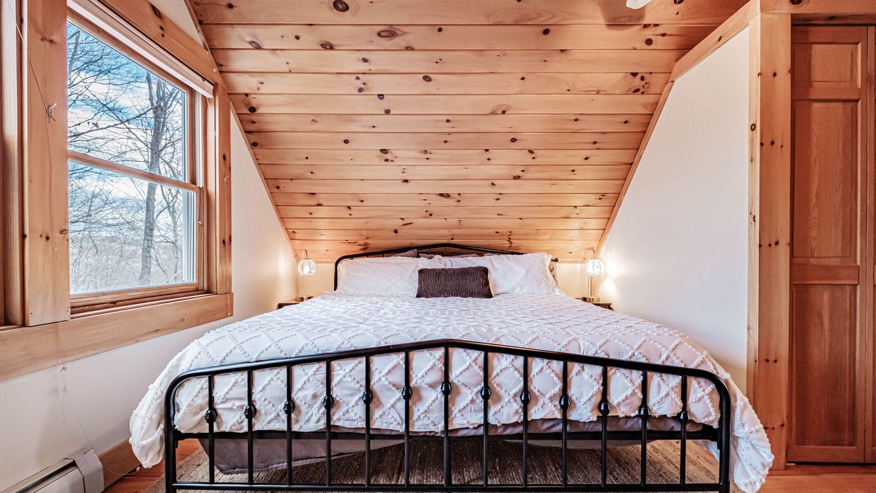Photo of Bedroom in Bryant Pond