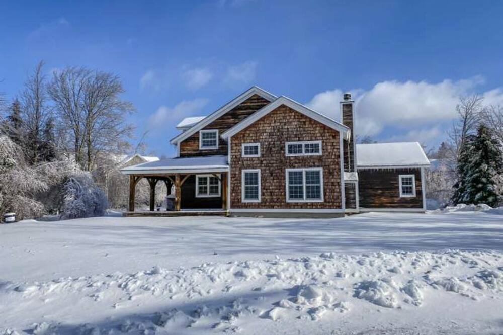 Photo of Outdoor in West Dover