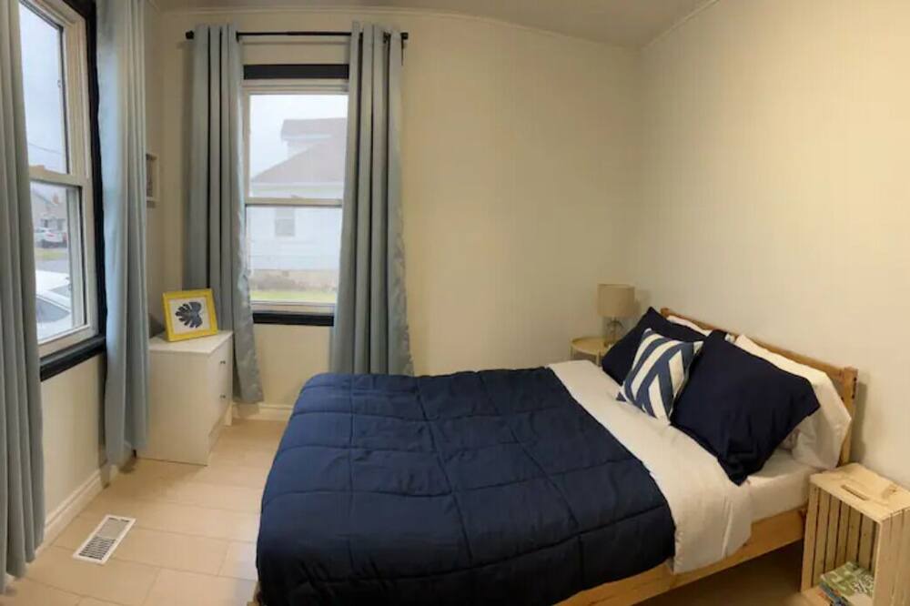 Photo of Bedroom in St. Catharines
