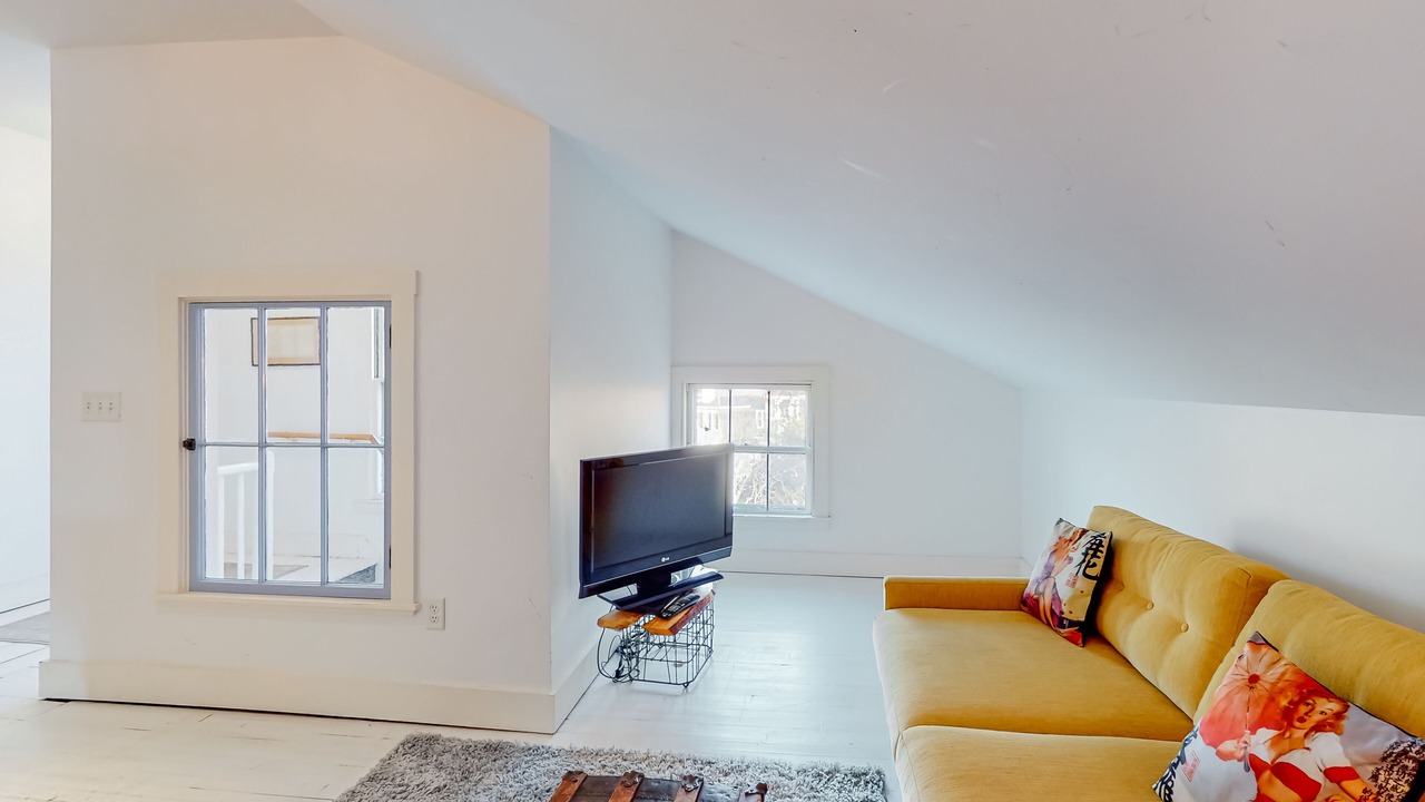Photo of Livingroom in West End
