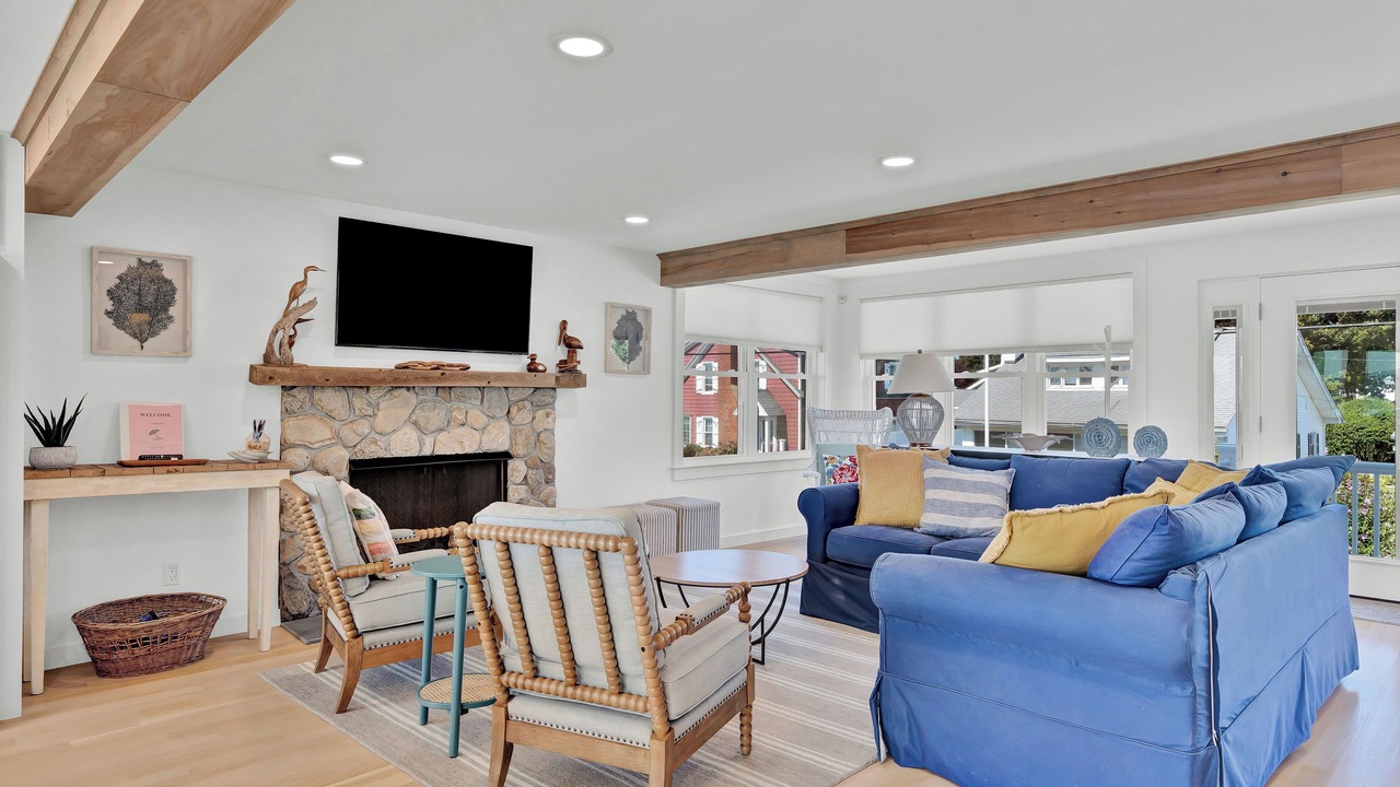 Photo of Livingroom in Old Lyme