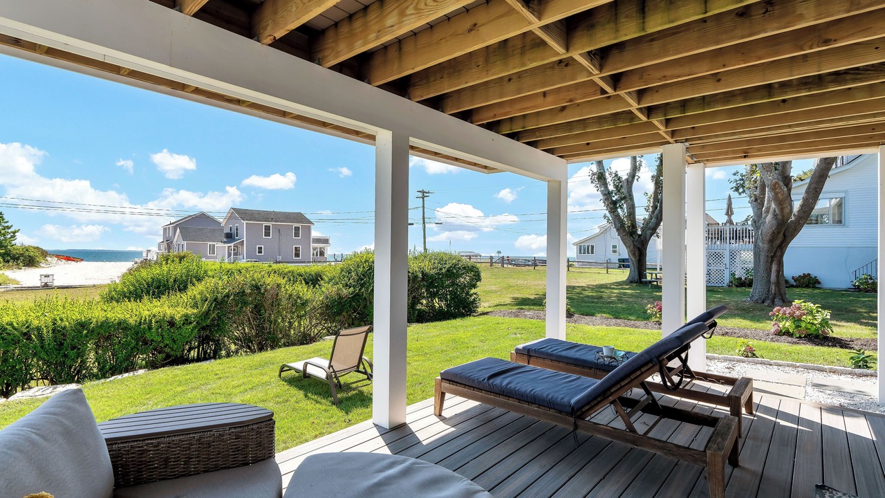 Photo of Patio Balcony in Old Lyme