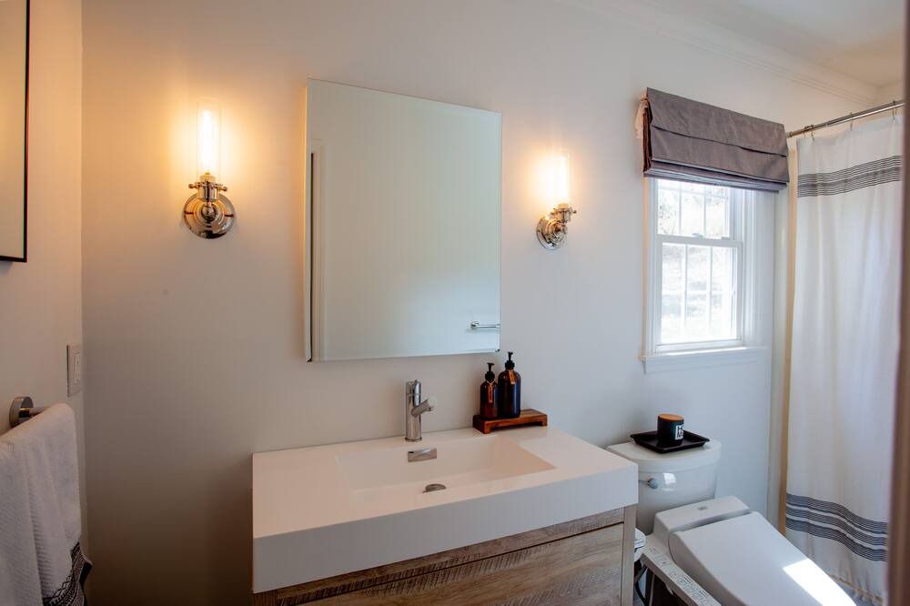 Photo of Bathroom in Rhinebeck
