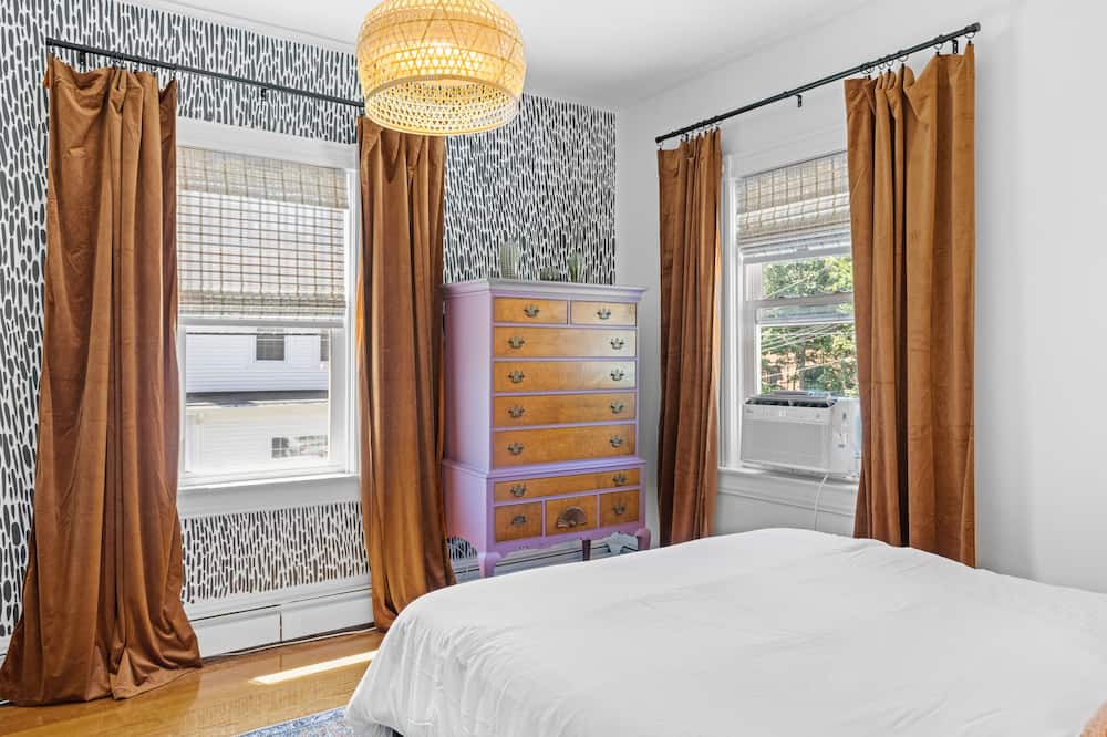 Photo of Bedroom in Warren