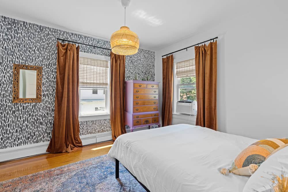 Photo of Bedroom in Warren
