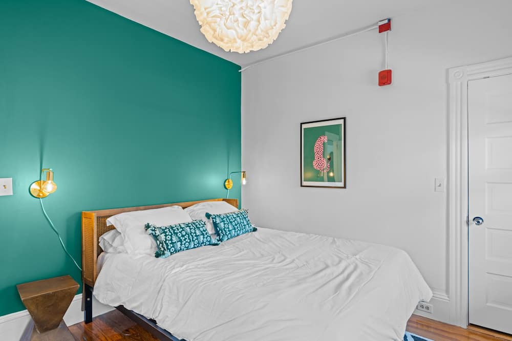 Photo of Bedroom in Warren