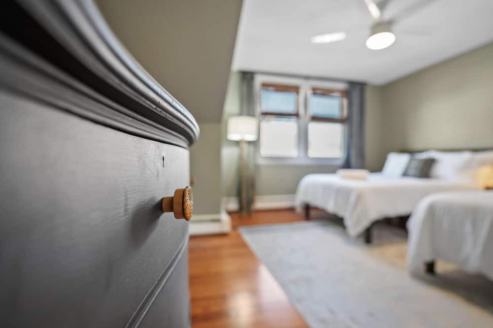 Photo of Bedroom in Warren