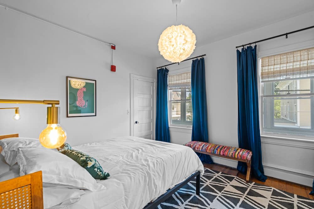 Photo of Bedroom in Warren