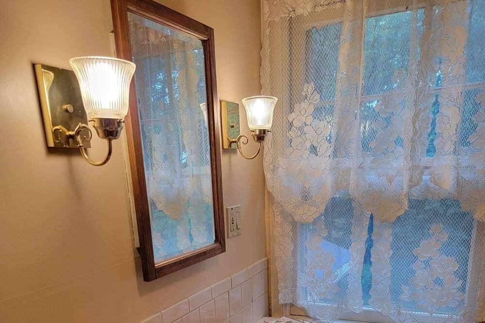 Photo of Bathroom in Torrington