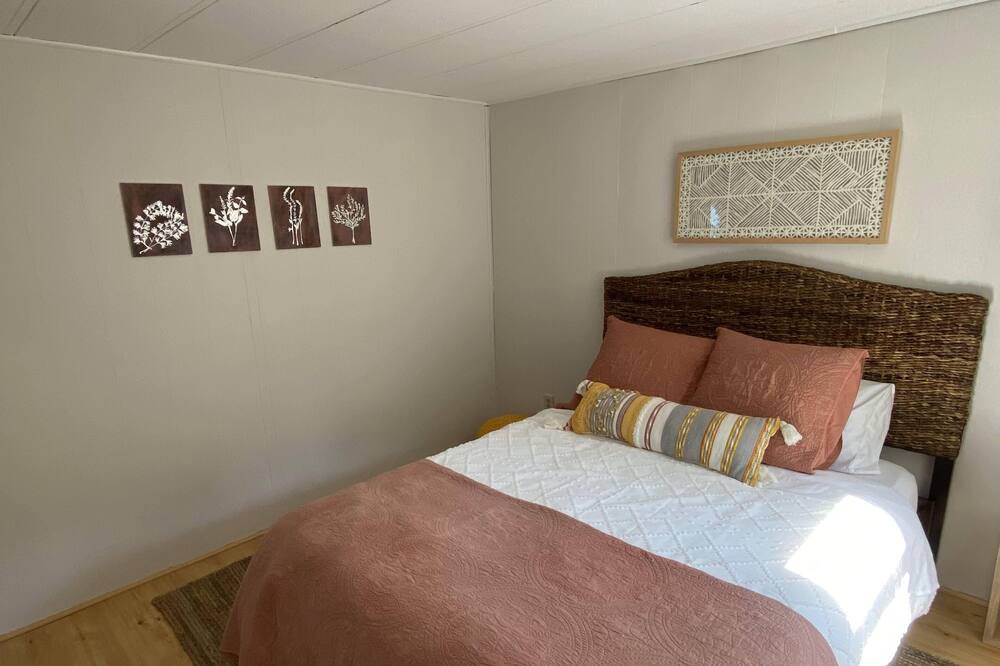 Photo of Bedroom in Hollis