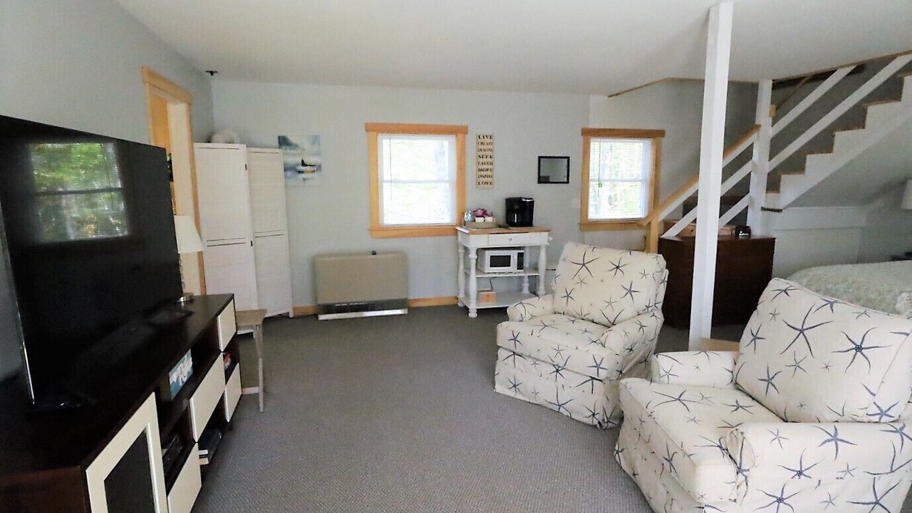 Photo of Livingroom in Tenants Harbor