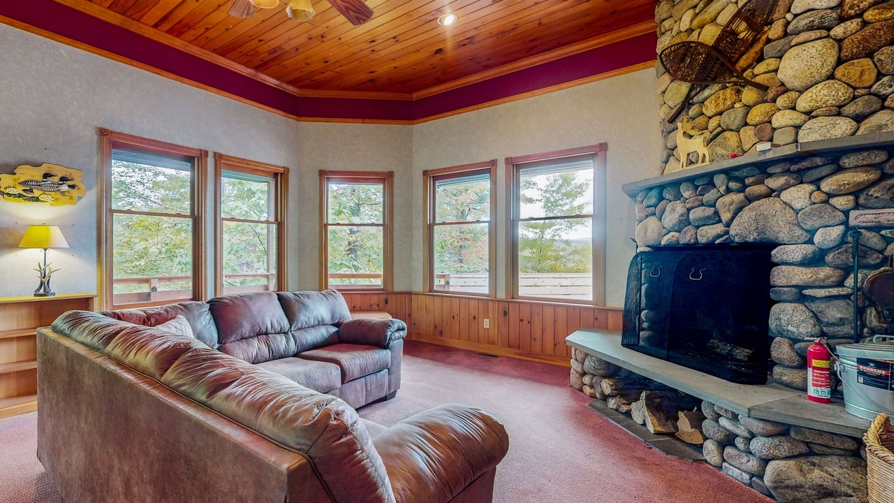 Photo of Livingroom in Chocorua Ski and Beach
