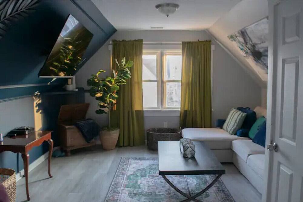 Photo of Livingroom in Bridgeport
