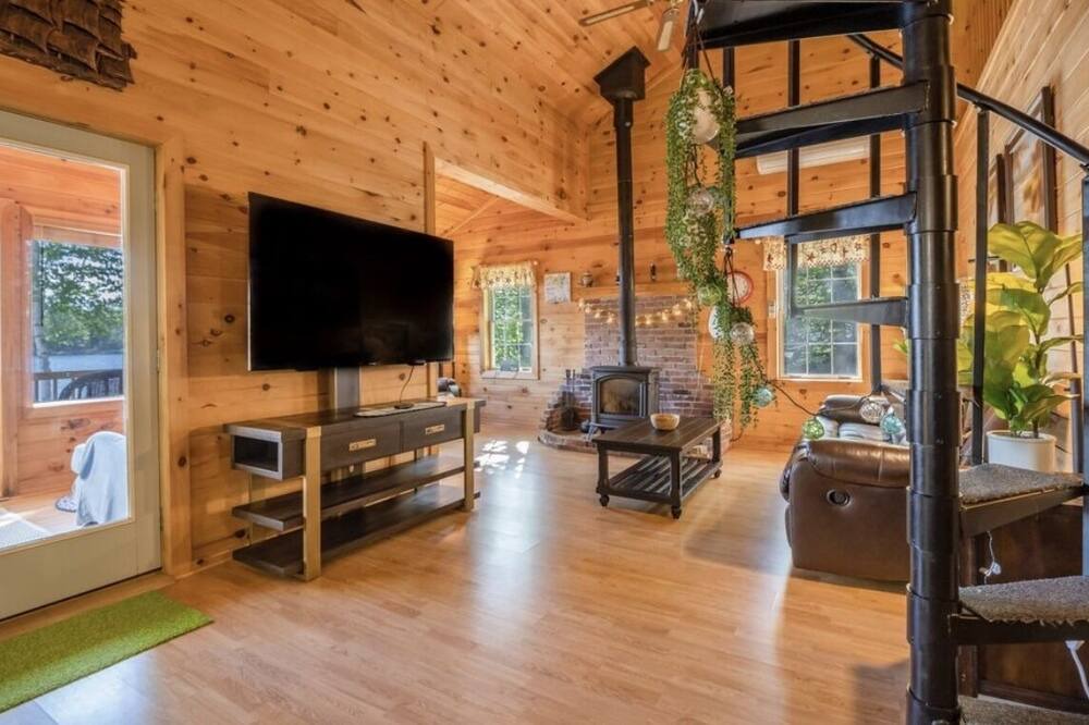 Photo of Livingroom in Otis
