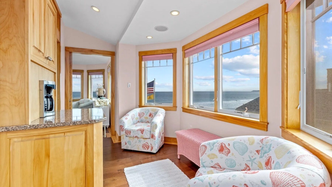 Photo of Livingroom in Wells